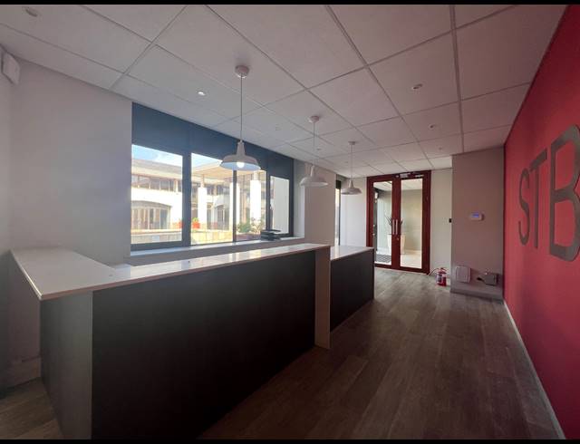 210M² OFFICE TO LET IN ILLOVO